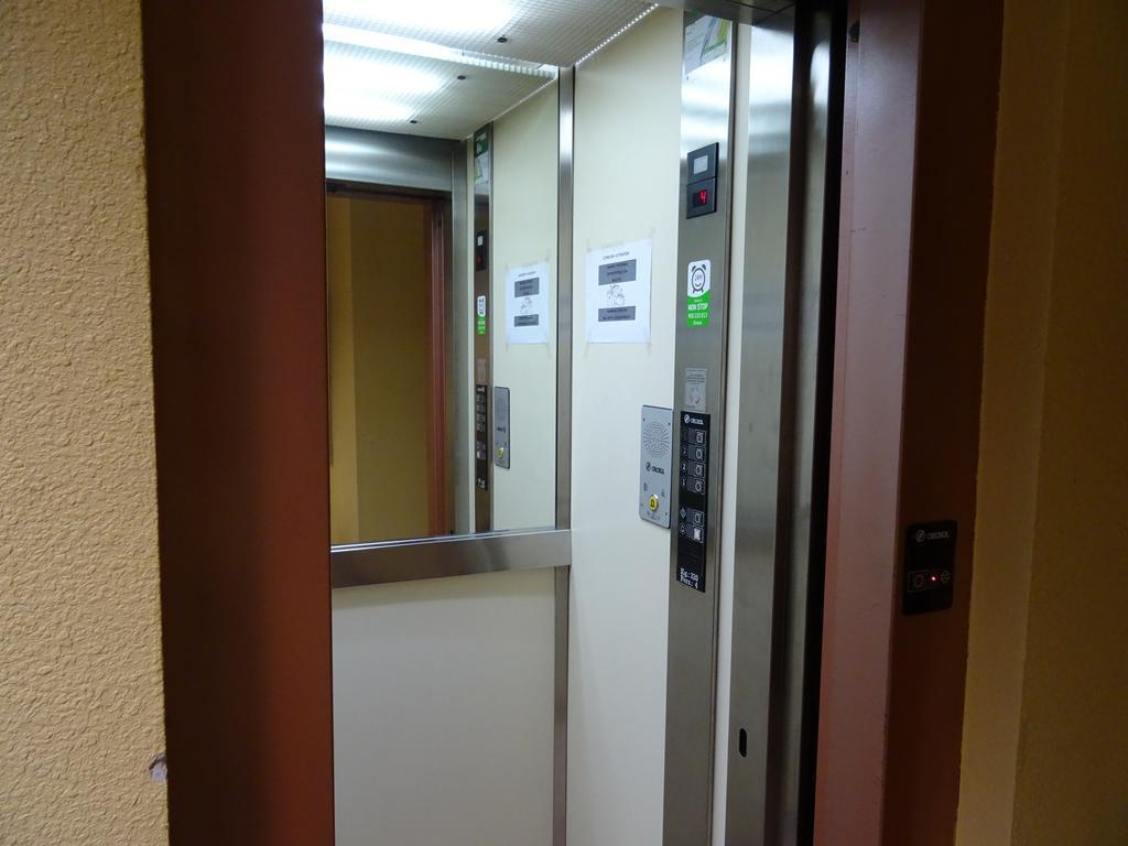 Bearan Bar & Rooms Pamplona Dış mekan fotoğraf